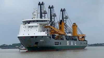 মোংলা বন্দরে যুক্ত হচ্ছে অত্যাধুনিক পাঁচ ক্রেন